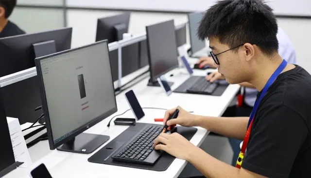 售后服务：电子配件供应在门店展厅的应用要点